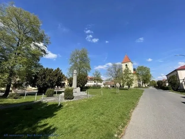 Prodej rodinného domu, Lužec nad Vltavou, 270 m2