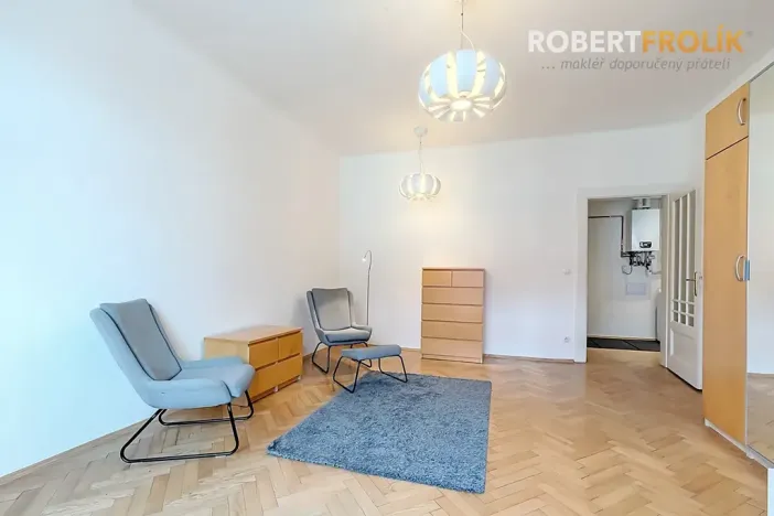 Pronájem bytu 1+1, Praha - Bubeneč, V. P. Čkalova, 55 m2