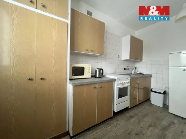 Pronájem bytu 2+1, Zlín, Benešovo nábřeží, 52 m2