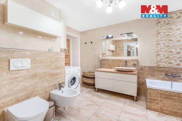 Prodej činžovního domu, Frýdlant, Sv. Čecha, 120 m2