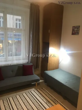 Pronájem bytu 1+kk, Praha - Holešovice, Haškova, 22 m2
