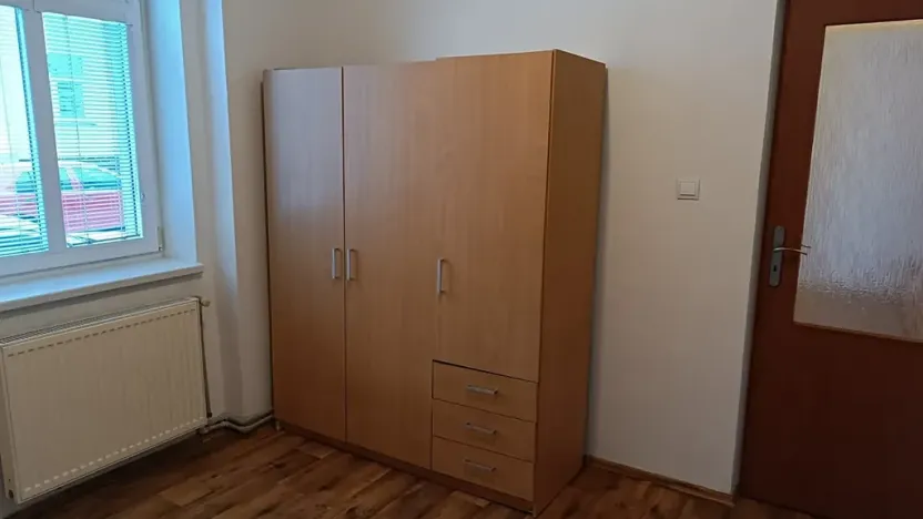 Pronájem bytu 3+kk, Praha - Kobylisy, Bořanovická, 50 m2
