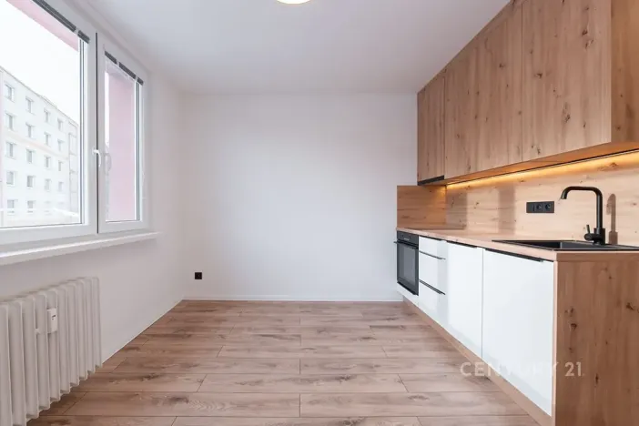 Pronájem bytu 2+kk, Litvínov, U Zámeckého parku, 35 m2
