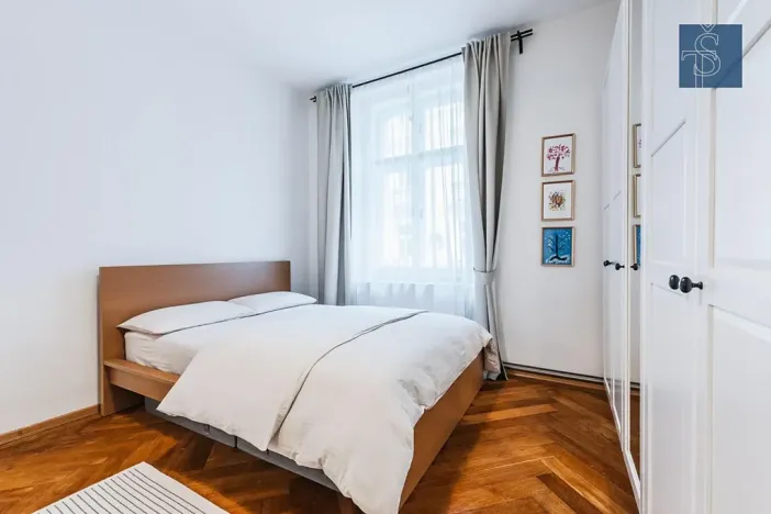 Prodej bytu 2+kk, Praha - Vyšehrad, Neklanova, 42 m2
