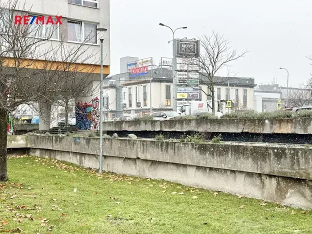 Prodej restaurace, Praha - Lhotka, Novodvorská, 412 m2