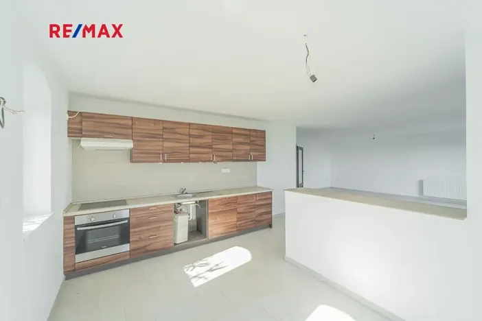 Prodej rodinného domu, Vinařice, 191 m2