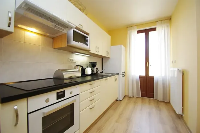 Pronájem bytu 3+1, Praha - Vinohrady, Máchova, 100 m2