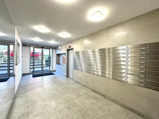 Pronájem bytu 3+kk, Praha, 69 m2