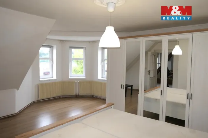 Pronájem bytu 3+1, Kladno - Kročehlavy, Wolkerova, 90 m2