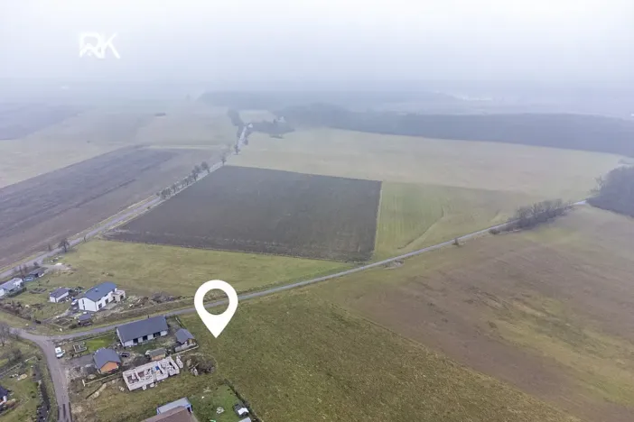 Prodej pozemku pro bydlení, Uhersko, 1000 m2