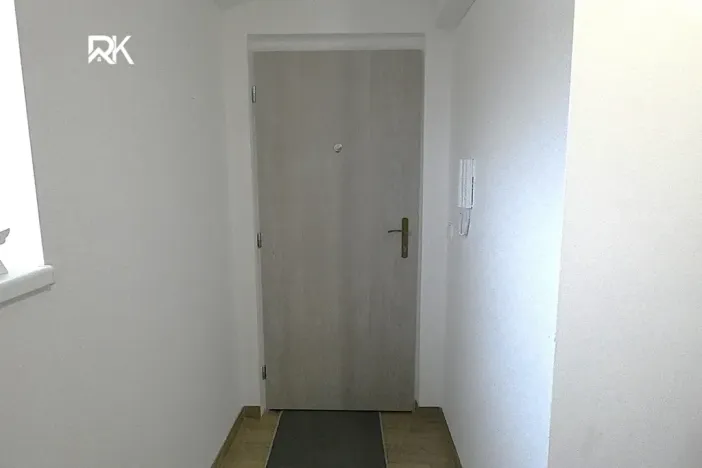 Pronájem bytu 1+kk, Škvorec, 30 m2