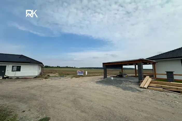 Prodej pozemku pro bydlení, Bělušice, 662 m2