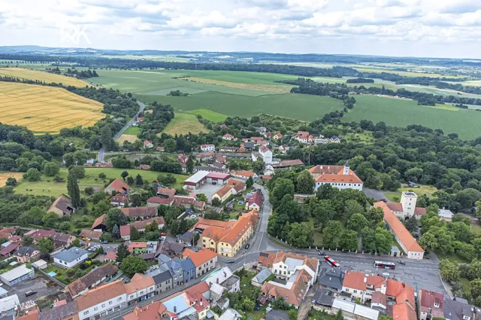 Prodej rodinného domu, Zásmuky, Komenského nám., 133 m2