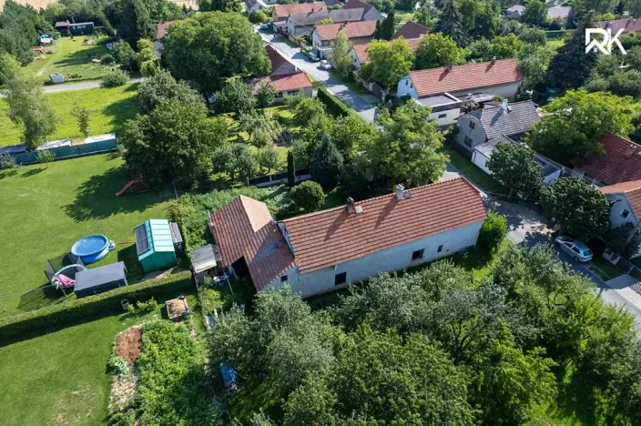 Prodej pozemku pro bydlení, Toušice, 835 m2