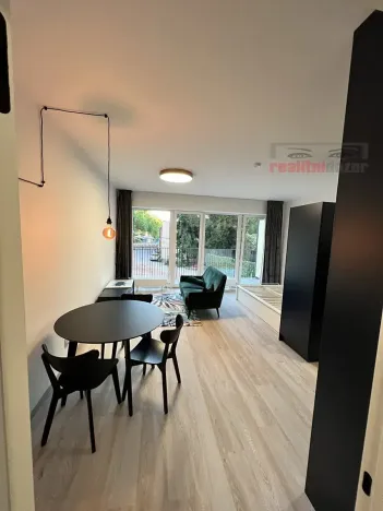 Pronájem bytu 1+kk, Brno, Hybešova, 30 m2