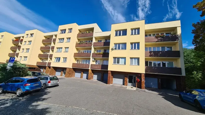 Pronájem bytu 3+kk, Praha - Podolí, Pod Pekařkou, 71 m2