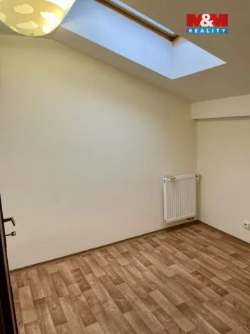 Pronájem bytu 3+kk, Praha - Holešovice, Za papírnou, 82 m2