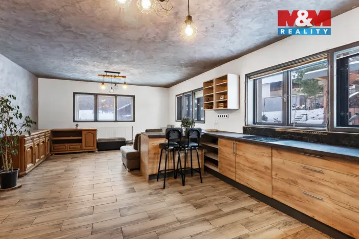 Prodej rodinného domu, Ralsko - Náhlov, 342 m2