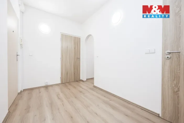 Pronájem bytu 2+1, Olomouc, Varšavské nám., 46 m2