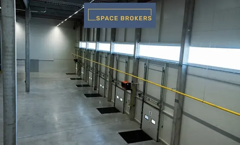 Pronájem skladu, Dašice, 3900 m2