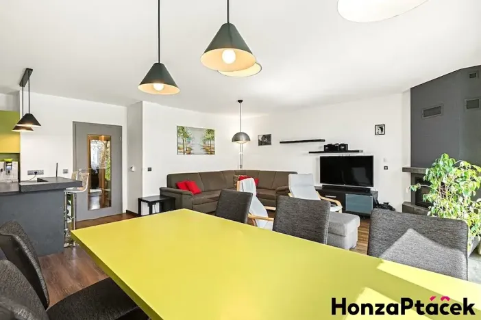 Prodej rodinného domu, Černé Voděrady, Černokostelecká, 159 m2