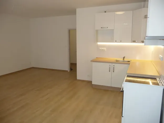 Pronájem bytu 2+kk, Hradec Králové, K Meteoru, 59 m2