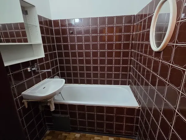 Pronájem bytu 1+1, Hradec Králové, Pospíšilova, 48 m2