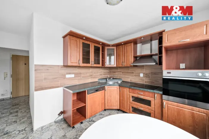 Prodej bytu 3+1, Náchod - Staré Město nad Metují, Pražská, 64 m2