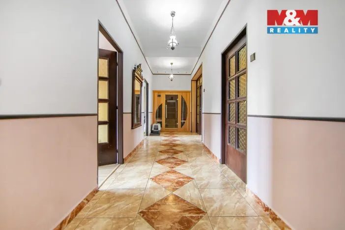 Prodej atypického bytu, Březová, Smetanova, 177 m2