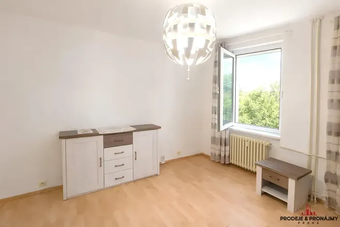 Prodej bytu 1+kk, Praha - Letňany, Místecká, 25 m2
