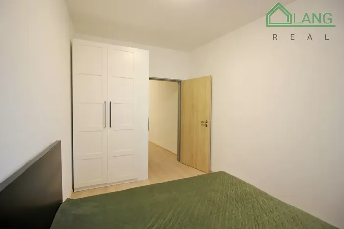 Pronájem bytu 2+1, Brno, Francouzská, 41 m2