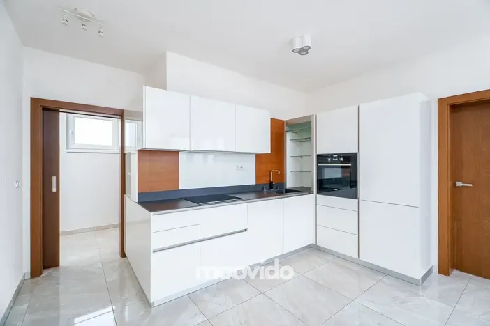 Prodej bytu 2+kk, Praha - Horní Měcholupy, Hornoměcholupská, 56 m2