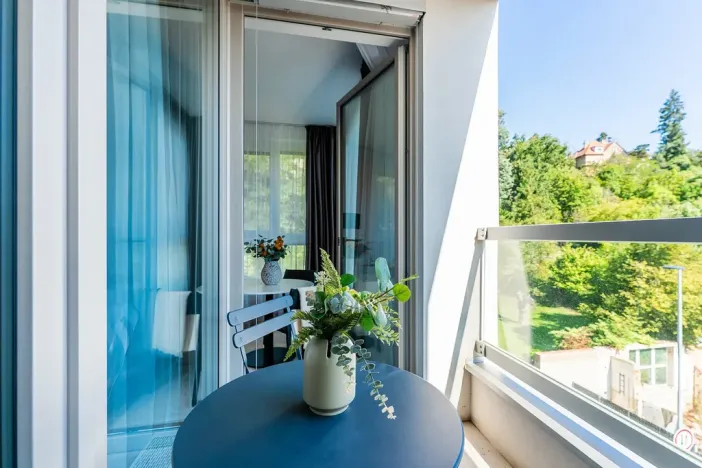 Pronájem bytu 2+kk, Praha - Vysočany, Odkolkova, 58 m2