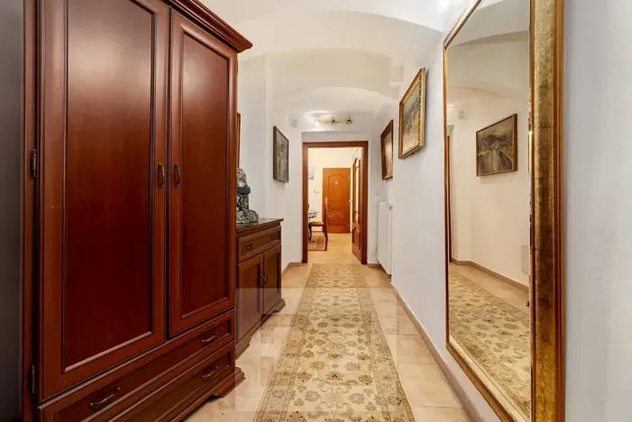 Prodej bytu 3+1, Praha - Vinohrady, Na Kozačce, 95 m2