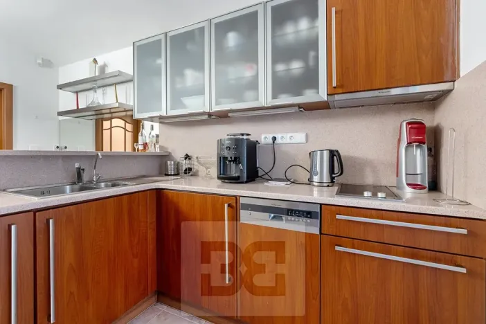 Prodej kanceláře, Praha - Vinohrady, Na Kozačce, 95 m2