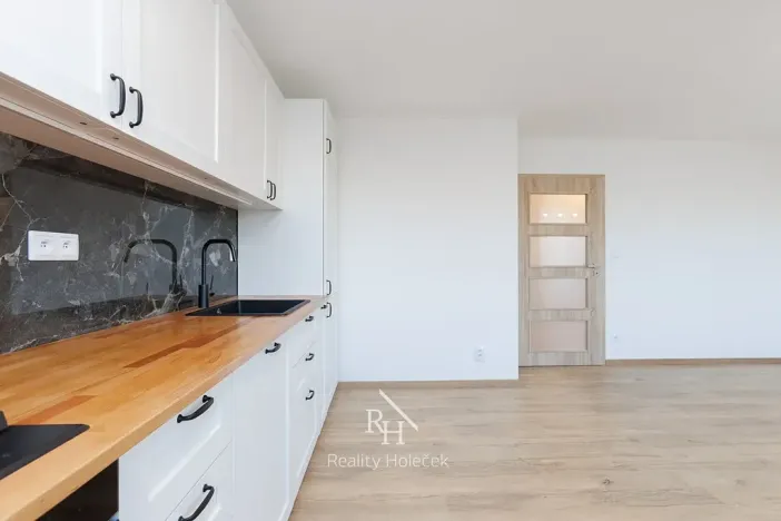 Pronájem bytu 3+kk, Kladno, Ostravská, 55 m2