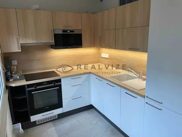 Pronájem bytu 2+1, České Budějovice, Větrná, 62 m2