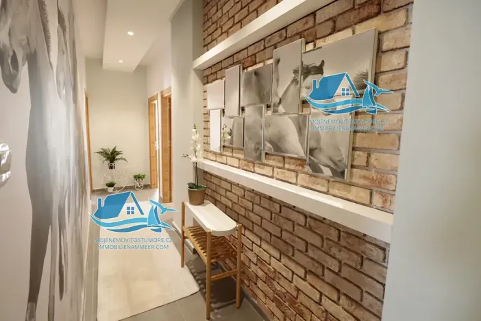 Prodej bytu 3+1, Trikomo, Kypr, 100 m2