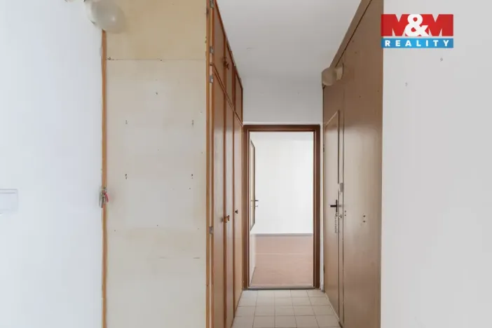 Prodej bytu 1+1, Ostrava - Poruba, Vincence Makovského, 40 m2