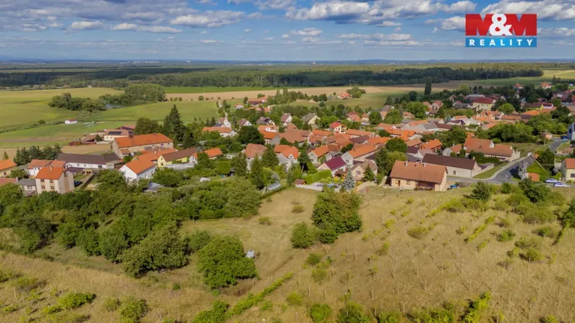 Prodej pozemku pro bydlení, Chrást, 637 m2