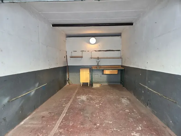 Pronájem garáže, Hradec Králové, U Mostku, 17 m2