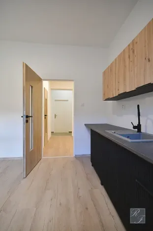 Prodej bytu 2+1, Teplice, Československých legií, 68 m2