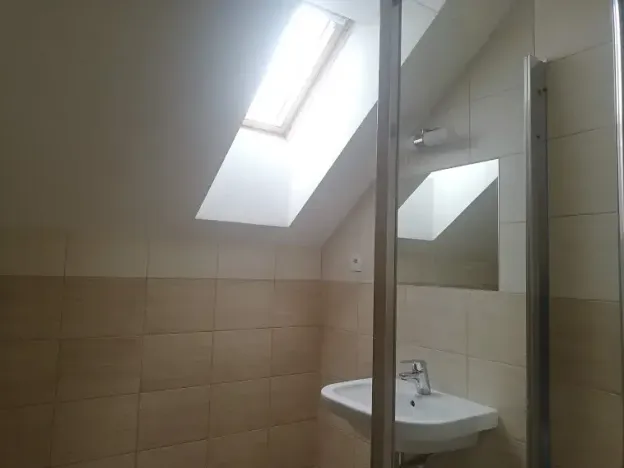 Pronájem bytu 3+kk, Praha, Podbělohorská, 105 m2