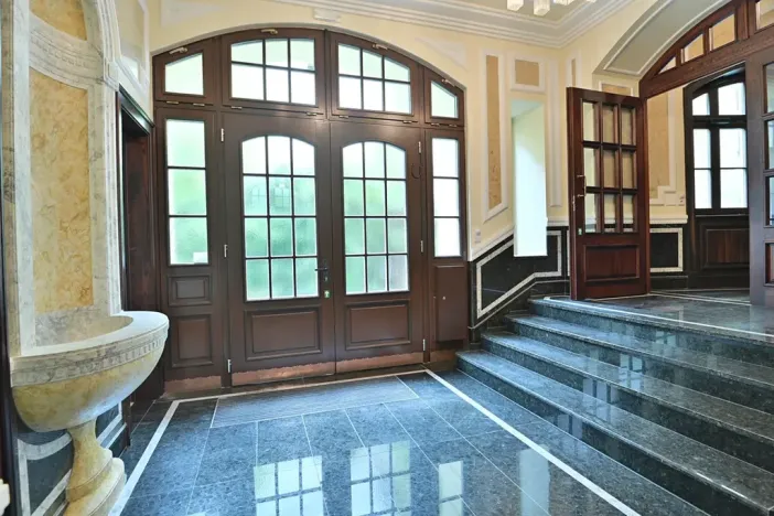 Prodej bytu 3+kk, Karlovy Vary, Zámecký vrch, 102 m2