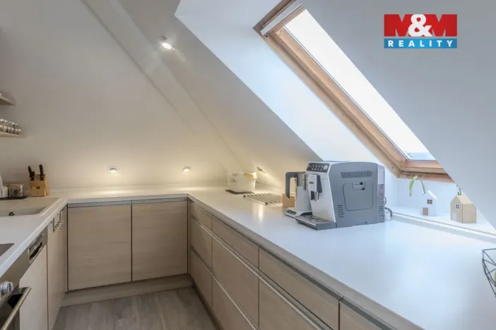 Prodej bytu 3+1, Zlín - Kudlov, Žlutá, 83 m2