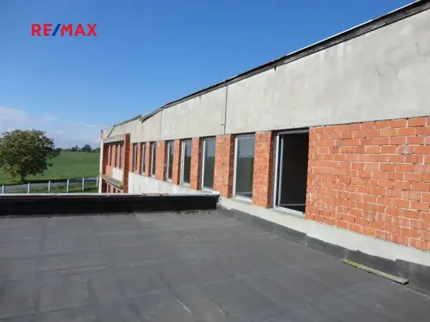 Prodej obchodního prostoru, Oskořínek, Chlebská, 1600 m2