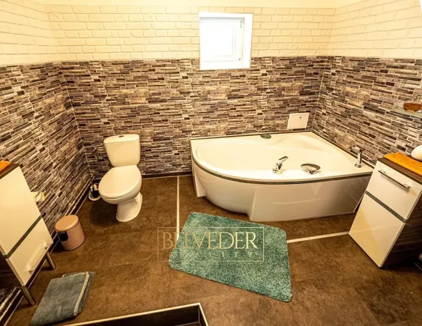 Prodej činžovního domu, Dubí, Nerudova, 254 m2