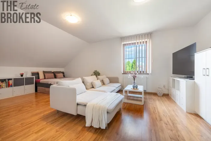 Prodej rodinného domu, Kovanice, 201 m2