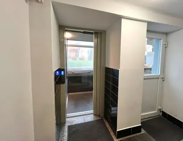 Prodej bytu 2+kk, Praha - Nusle, Táborská, 36 m2