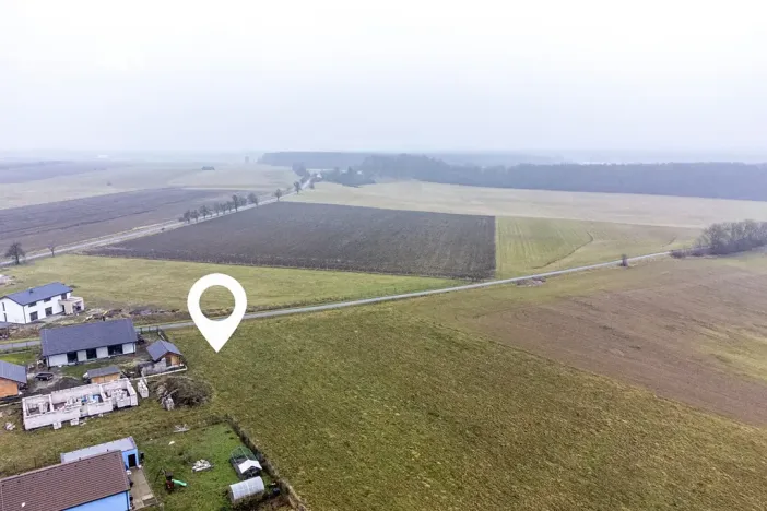 Prodej pozemku pro bydlení, Uhersko, 1000 m2